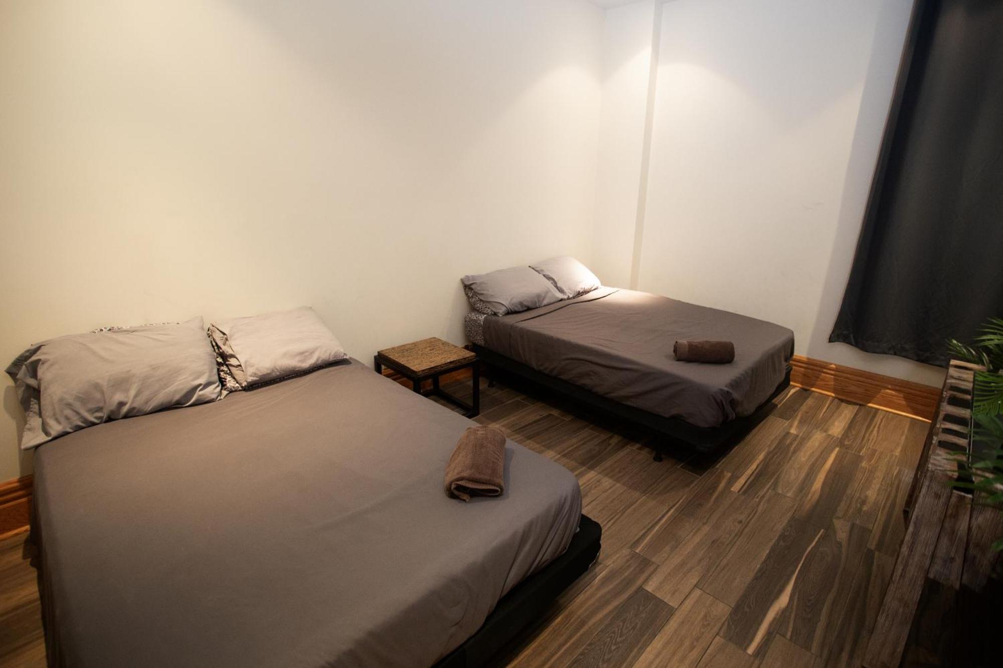 Spacious Downtown Montreal Apartment, 4Br-2Ba,Free Wifi Exterior foto