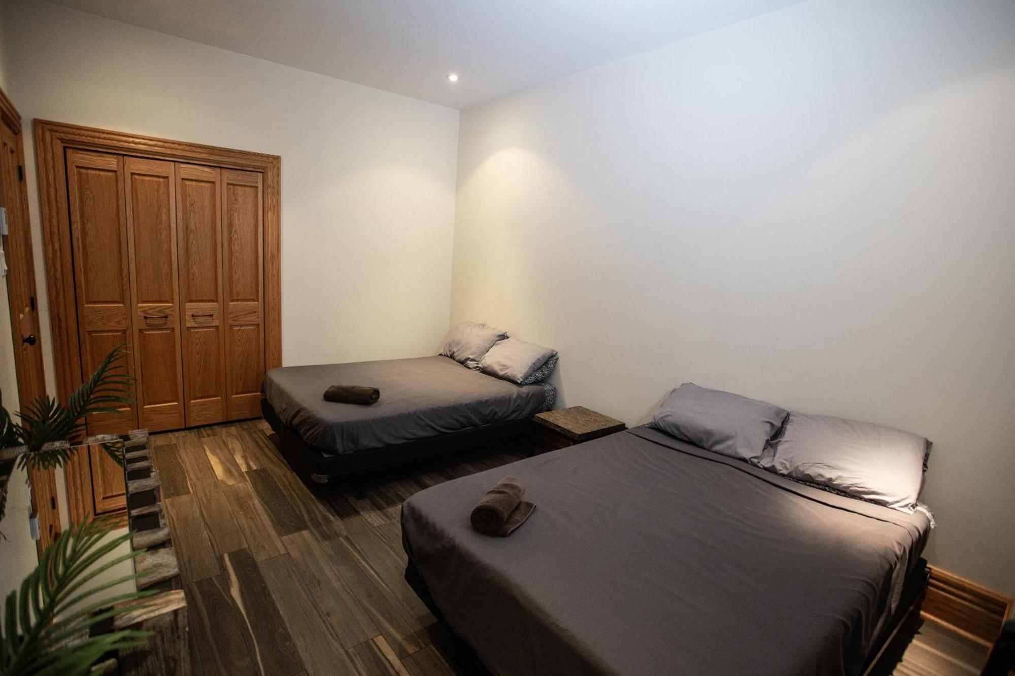 Spacious Downtown Montreal Apartment, 4Br-2Ba,Free Wifi Exterior foto