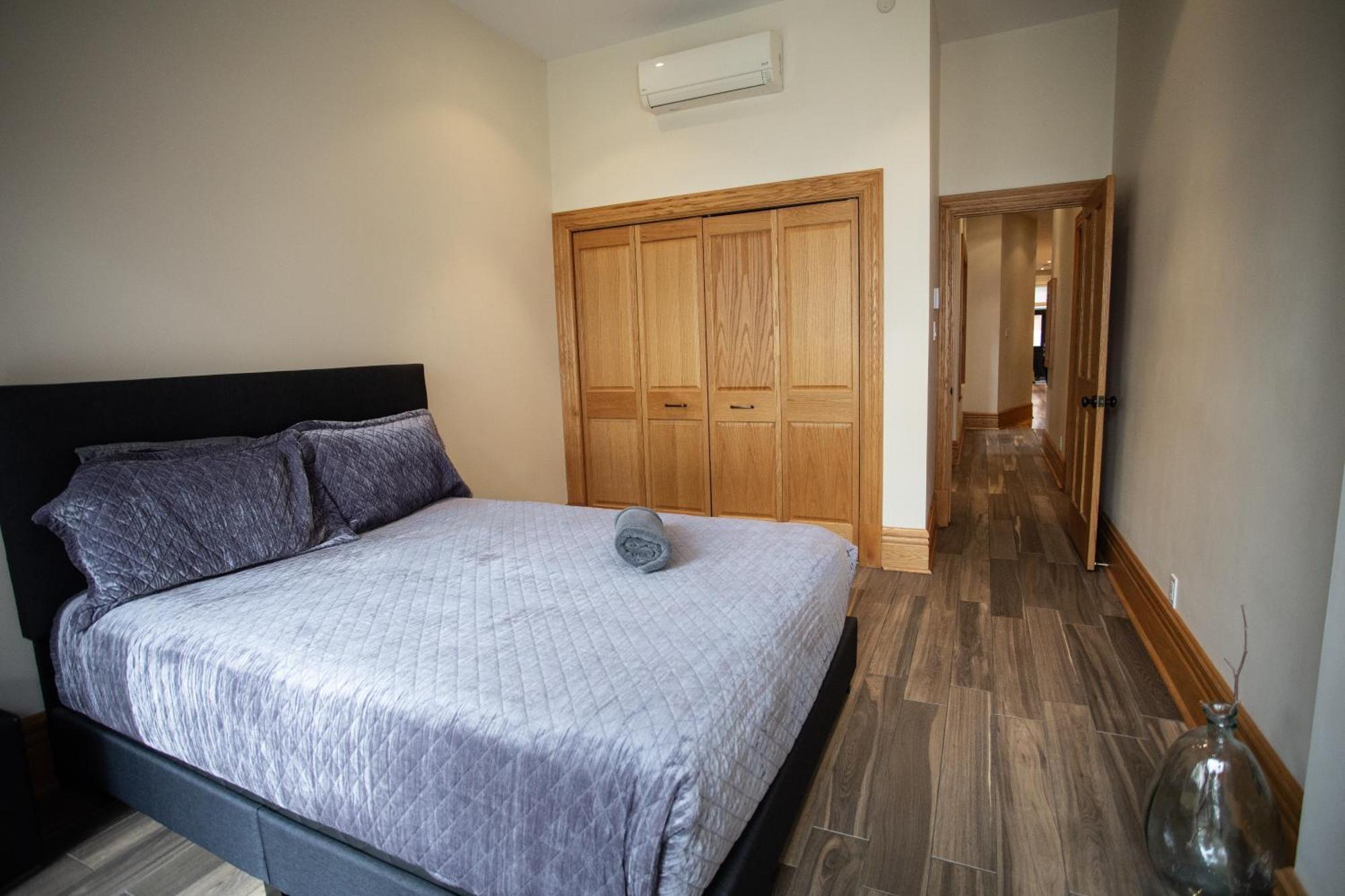 Spacious Downtown Montreal Apartment, 4Br-2Ba,Free Wifi Exterior foto